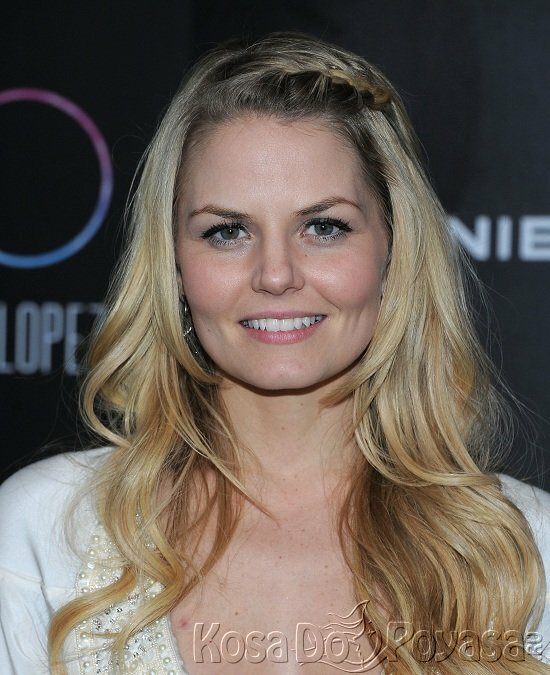 celebrity-hairstyles-braids-erin