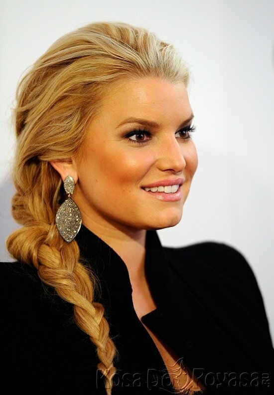 celebrity-hairstyles-braids-jessica-simpson